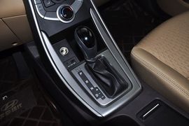 2012款现代朗动1.6GS手自一体时尚型