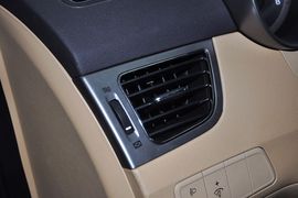 2012款现代朗动1.6GS手自一体时尚型