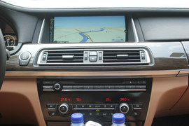 烟台实拍2013款宝马740Li