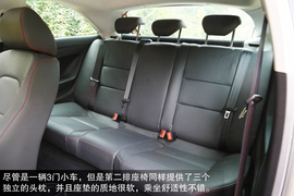 2013款西雅特伊比飒3门版1.4TSI深度试驾实拍