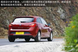 2013款西雅特伊比飒3门版1.4TSI深度试驾实拍