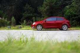 2013款西雅特伊比飒3门版1.4TSI深度试驾实拍