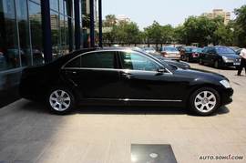 2009款奔驰S300实拍