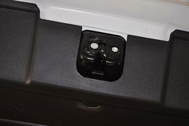 2014款Jeep自由客2.4L蛇形珍藏版
