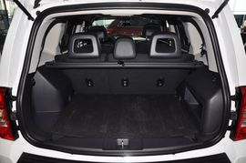2014款Jeep自由客2.4L蛇形珍藏版