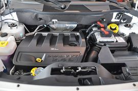 2014款Jeep自由客2.4L蛇形珍藏版