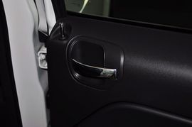 2014款Jeep自由客2.4L蛇形珍藏版