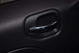 2014款Jeep自由客2.4L蛇形珍藏版