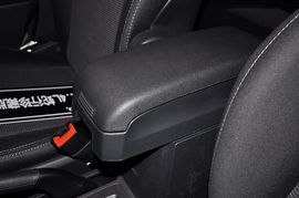2014款Jeep自由客2.4L蛇形珍藏版