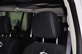 2014款Jeep自由客2.4L蛇形珍藏版
