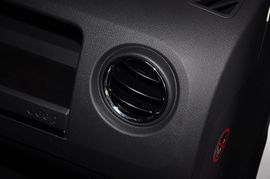 2014款Jeep自由客2.4L蛇形珍藏版