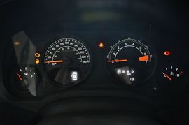 2014款Jeep自由客2.4L蛇形珍藏版