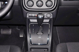 2014款Jeep自由客2.4L蛇形珍藏版