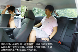 2013款西雅特伊比飒3门版1.4TSI深度试驾实拍