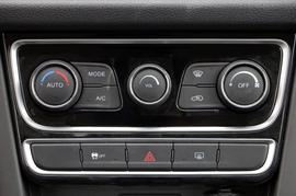 2016款奇瑞瑞虎3