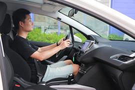 2015款标致2008