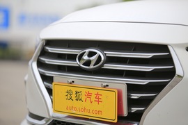 2017款现代悦动1.6L自动悦心版DLX