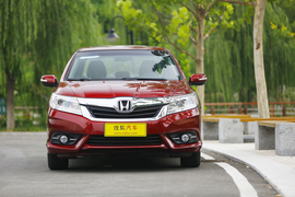 2013款广汽本田凌派1.8L自动深度试驾实拍