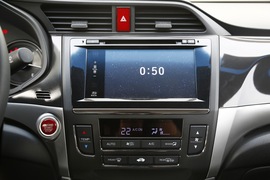 2013款广汽本田凌派1.8L自动深度试驾实拍