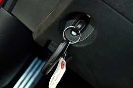 实拍2013款日产370Z