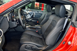 实拍2013款日产370Z