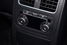 2013款大众迈腾1.8TSI