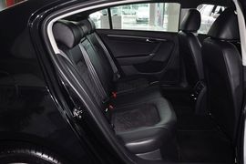 2013款大众迈腾1.8TSI