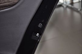 2013款大众迈腾1.8TSI