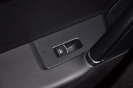 2013款大众迈腾1.8TSI