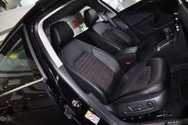 2013款大众迈腾1.8TSI