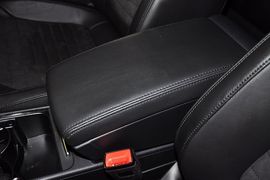2013款大众迈腾1.8TSI