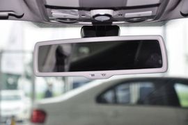 2013款大众迈腾1.8TSI