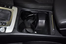 2013款大众迈腾1.8TSI