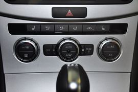 2013款大众迈腾1.8TSI