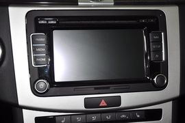 2013款大众迈腾1.8TSI