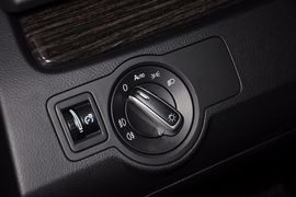 2013款大众迈腾1.8TSI