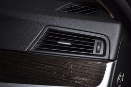 2013款宝马525Li卓乐版