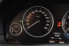 2013款宝马525Li卓乐版