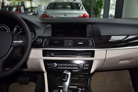 2013款宝马525Li卓乐版