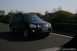 2009款起亚狮跑试驾