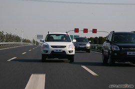   2009款起亚狮跑试驾