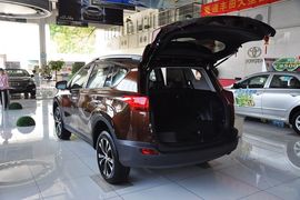 2013款丰田全新RAV4