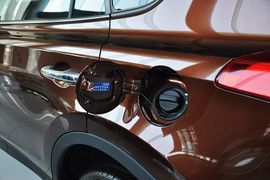 2013款丰田全新RAV4