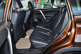 2013款丰田全新RAV4
