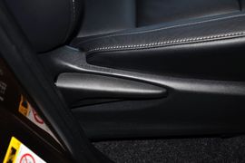 2013款丰田全新RAV4