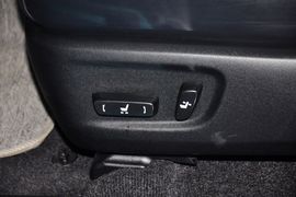 2013款丰田全新RAV4