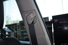 2013款丰田全新RAV4