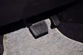 2013款丰田全新RAV4