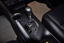2013款丰田全新RAV4