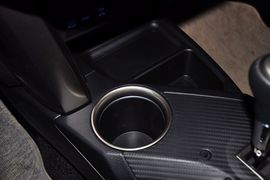 2013款丰田全新RAV4